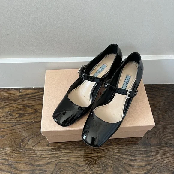 PRADA ハイヒール　38サイズ Vintage PRADA Heels Black Leather Size 9-9.5/39 | eBay